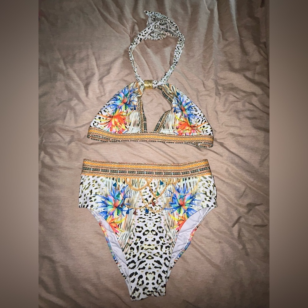 NWOT Venus women’s bikini